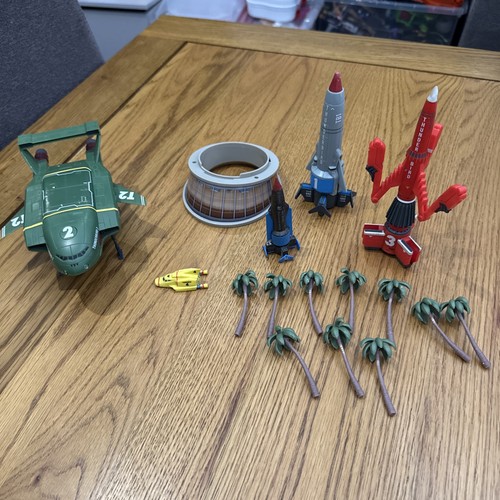 Gerry anderson thunderbirds - gerry,