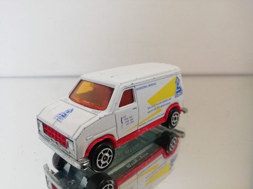 Majorette van salvage dutch - van,
