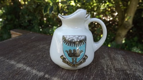 Willow china crested - willow,