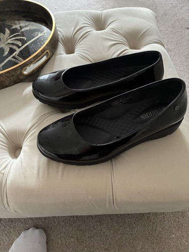 Black patent pavers shoes - black,