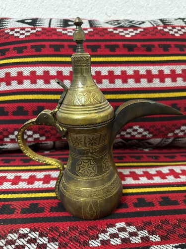 Dallah coffee pot - dallah,
