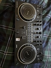 Pioneer DJ DDJ-REV1 Serato