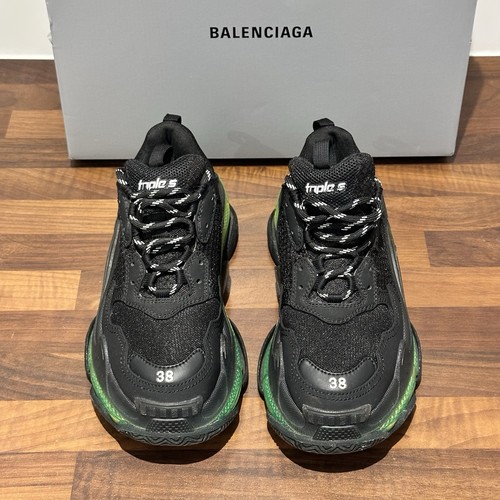 Balenciaga trainers triple - balenciaga, s