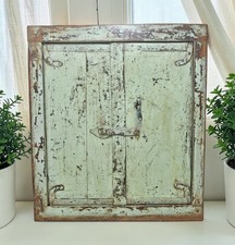 Antique Wooden Wall Décor