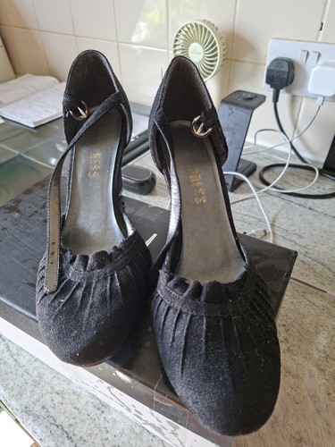 Press black wedge shoes - wedge, size