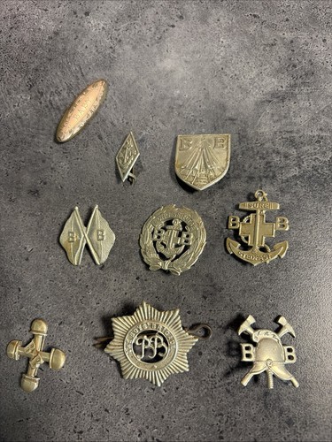 C860 boys brigade pins badges - boys,