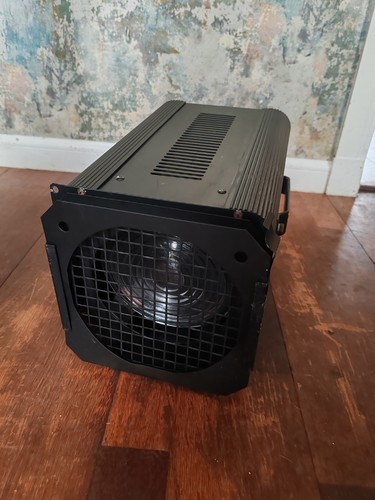 Eurolite theatre 650 1000 spot - eurolite,