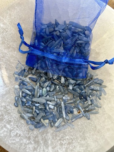 60g blue kyanite crystal - 60g,