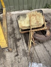 ferguson earth scoop