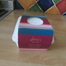 Joules box of 4 bath fizzers -
