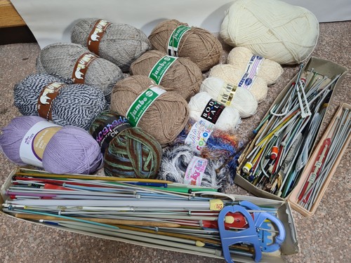 Large collection wool yarn - large,