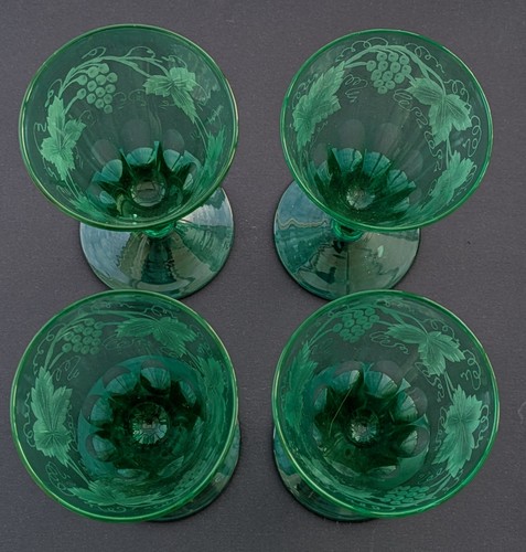 Set engraved victorian - of,