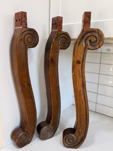 Set vintage hand carved - of, 3