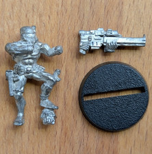 Imperial Officio Assassinorum Vindicare Assassin - OOP Metal - Rifle Shortened