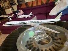 Vintage 1/100 Douglas DC-8 63