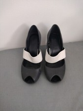 Amazing Women's United Nude Wedge Shoes