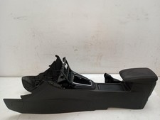  FOCUS CENTRE CONSOLE  5 Door