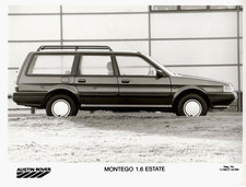 Rover Montego 1.6 Estate 1988-1989 Original UK Market Press Photograph Side View