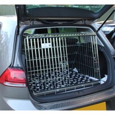 Pet World VW Golf MK7 Sloping
