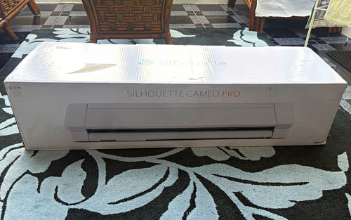 Silhouette cameo pro - 4,
