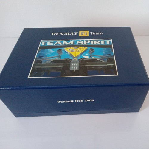 Renault boxed r26 - boxed,