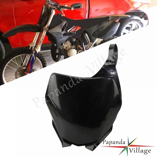 Black plastic front - black,