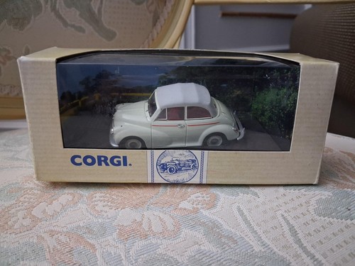 Morris minor convertible corgi - morris,