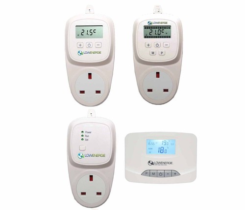 Digital plug thermostat - plug, in