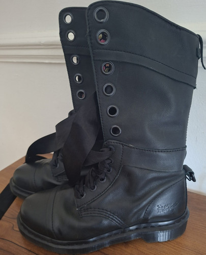 Martens black mid calf - dr.,