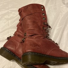 Dr. Martens Triumph 1914 W Red