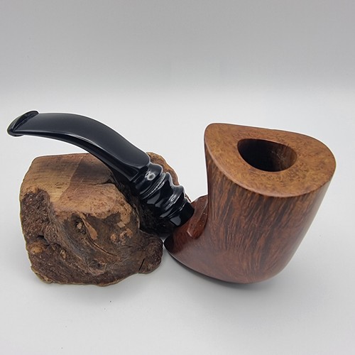 Italian artisan briar pipe - artisan,