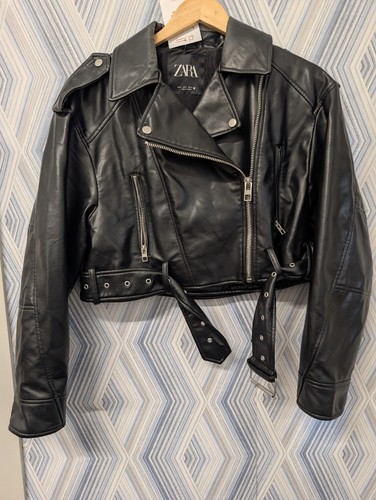 Zara leather look biker style - look,