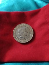 2010 Bi-matalic  2 Pound Coin