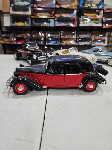 Maisto scale diecast - 1:18,