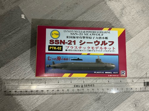 Pit road navy submarine - pit,