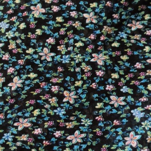 Meters floral fabric - of,