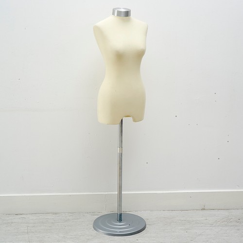 Display dress making female - /,