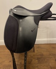 17 1/2” Thorowgood T4 MDX Cob Dressage Saddle Adjustable gullet Black
