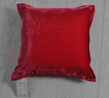 Luxurious Marie Cushion