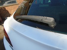 13 VAUXHALL ASTRA GTC 2.0 SRI REAR SCREEN WIPER ARM 11-18 BREAKING CAR