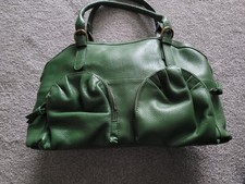 Tommy and Kate Green Leather Grab Bag.  Zip Top Lots Of Pockets Roomy Brand New