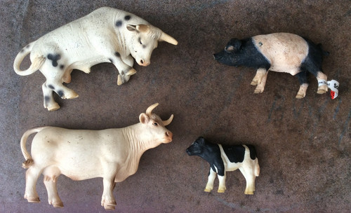 Schleich rodeo bulls retired - rodeo,