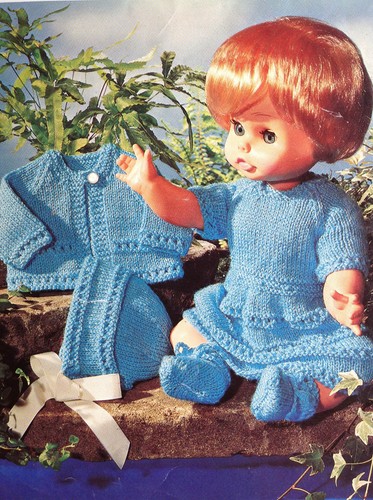 Dolls clothes knitting - ,