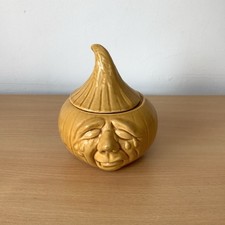 Vintage Onions Face Pot With