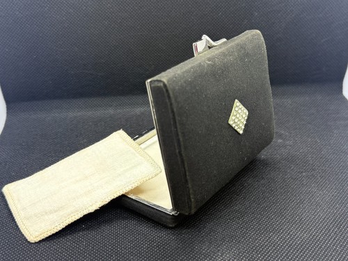 Vintage black velour powder - black,