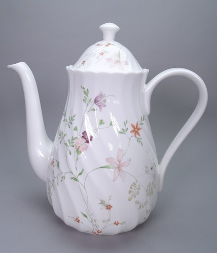 Vintage wedgwood bone china - wedgwood,