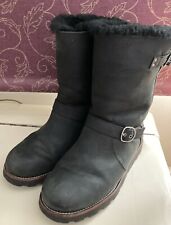 UGG Noira Sheepskin Lined Waterproof boots Size UK 6.5 / EU 39