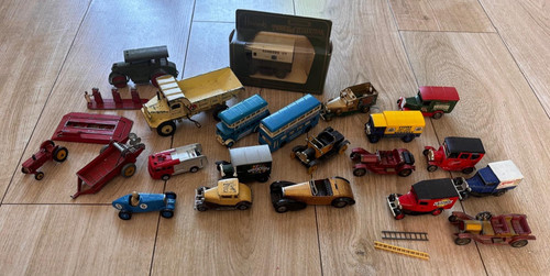 Diecast vehicle joblot corgi - diecast,