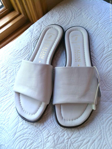 Italian shoemakers handmade - italian,