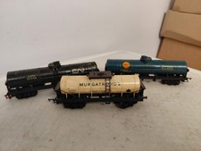 3 TRIANG  TANKERS CN BLACK